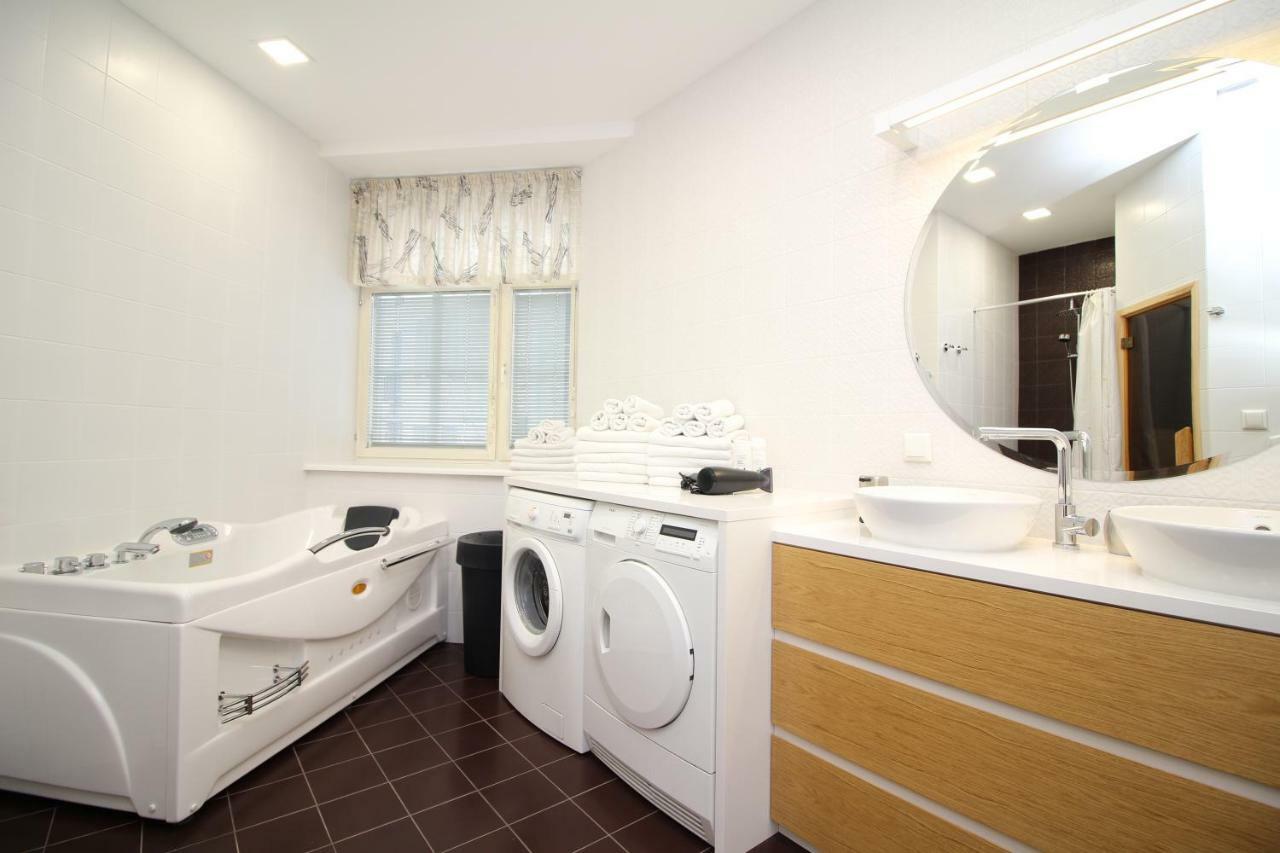 Tallinn City Apartments 4 Bedroom With Sauna And 2 Bathroom Екстериор снимка